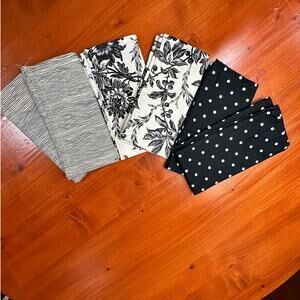 April Cornell Black and White Cotton Napkins - Lot of 6 (2 of each) pattern